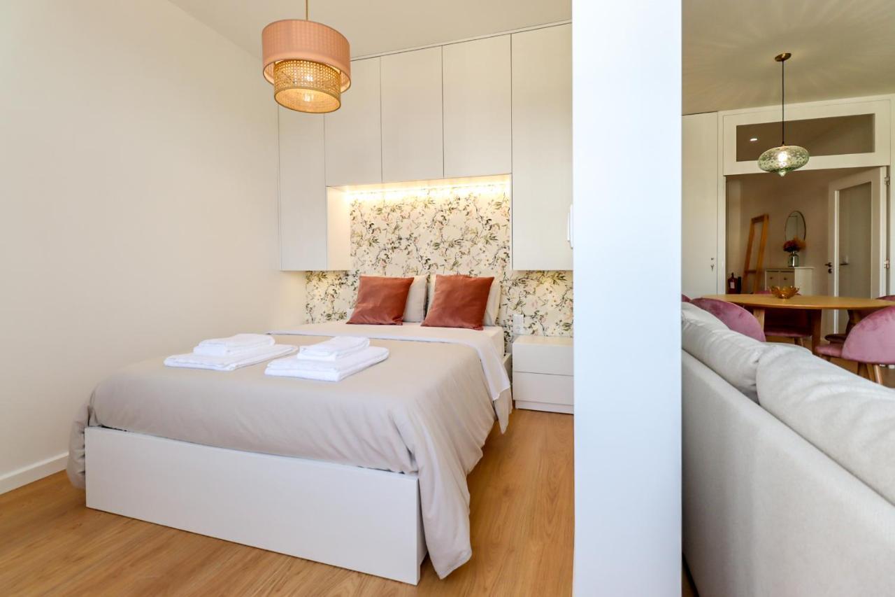 Santa Luzia Views - Modern City Centre Apartment With Iconic Views Виана-ду-Каштелу Экстерьер фото