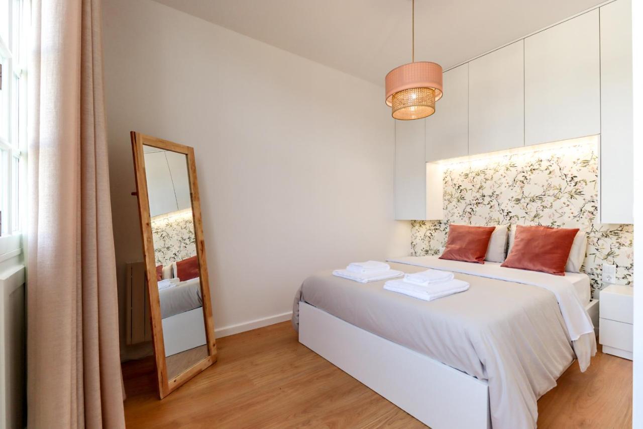 Santa Luzia Views - Modern City Centre Apartment With Iconic Views Виана-ду-Каштелу Экстерьер фото